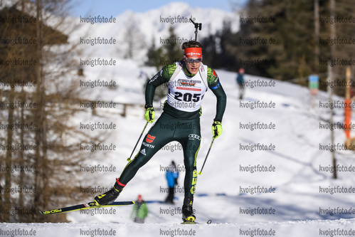 14.12.2019, xkvx, Biathlon DSV Deutschlandpokal Martell, Sprint - maennlich, v.l. Marvin Schumacher (Germany)  