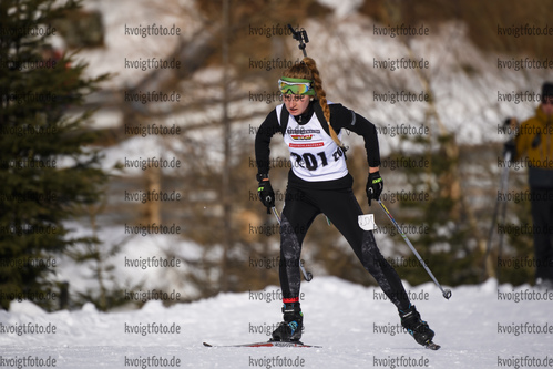 15.12.2019, xkvx, Biathlon DSV Deutschlandpokal Martell, Sprint - weiblich, v.l. Ylva Hertrich (Germany)  