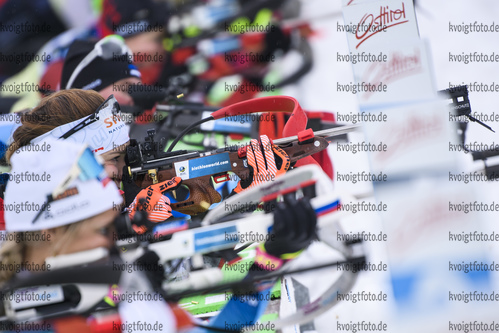 17.12.2019, xkvx, Biathlon IBU Cup Obertilliach, Training Damen, v.l. Fabienne Hartweger (Austria)  