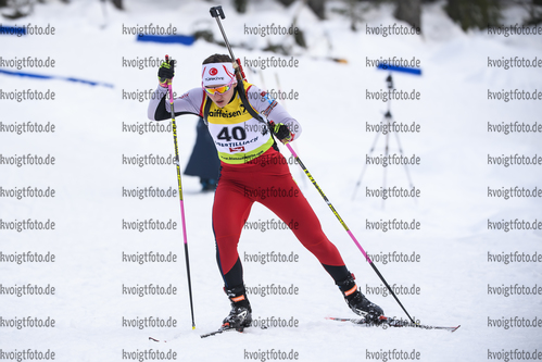 18.12.2019, xkvx, Biathlon IBU Cup Obertilliach, Short Individual Damen, v.l. Gulsah Aga (Turkey) in aktion / in action competes