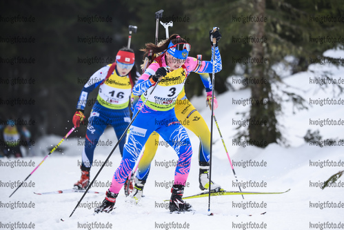 18.12.2019, xkvx, Biathlon IBU Cup Obertilliach, Short Individual Damen, v.l. Polina Shevnina (Russia) in aktion / in action competes