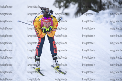 18.12.2019, xkvx, Biathlon IBU Cup Obertilliach, Short Individual Damen, v.l. Marie Heinrich (Germany) in aktion / in action competes