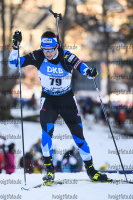 19.12.2019, xkvx, Biathlon IBU Weltcup Le Grand Bornand, Sprint Herren, v.l. Kalev Ermits (Estonia) in aktion / in action competes