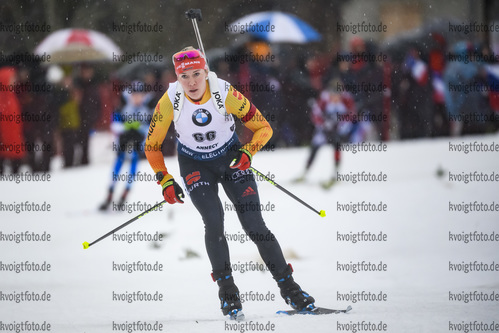 20.12.2019, xkvx, Biathlon IBU Weltcup Le Grand Bornand, Sprint Damen, v.l. Maren Hammerschmidt (Germany) in aktion / in action competes