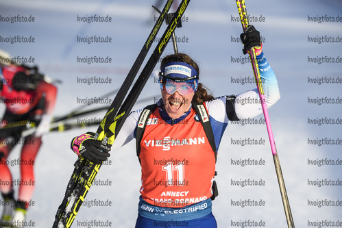 22.12.2019, xkvx, Biathlon IBU Weltcup Le Grand Bornand, Verfolgung Damen, v.l. Lena Haecki (Switzerland) im Ziel / in the finish