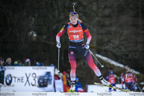 22.12.2019, xkvx, Biathlon IBU Weltcup Le Grand Bornand, Verfolgung Damen, v.l. Thekla Brun-Lie (Norway) in aktion / in action competes