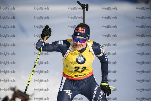 22.12.2019, xkvx, Biathlon IBU Weltcup Le Grand Bornand, Verfolgung Damen, v.l. Dorothea Wierer (Italy) im Ziel / in the finish