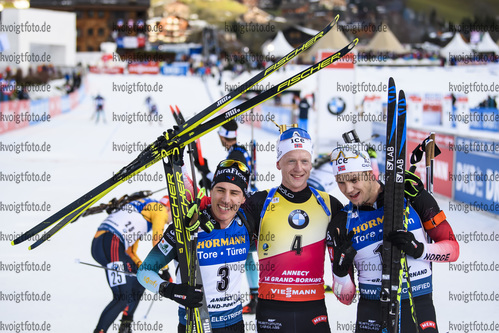 22.12.2019, xkvx, Biathlon IBU Weltcup Le Grand Bornand, Verfolgung Herren, v.l. Benedikt Doll (Germany) im Ziel / in the finish