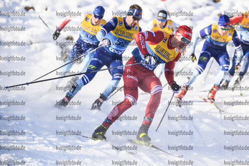28.12.2019, xkvx, Langlauf Tour de Ski Lenzerheide, Massenstart Herren, v.l. Denis Spitsov (Russia) in aktion / in action competes