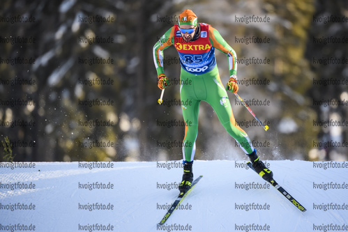 29.12.2019, xkvx, Langlauf Tour de Ski Lenzerheide, Prolog Finale, v.l. Thomas Maloney Westgaard (Ireland) in aktion / in action competes