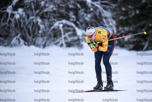31.12.2019, xkvx, Langlauf Tour de Ski Toblach, Einzel Damen, v.l. Victoria Carl (Germany) in aktion / in action competes