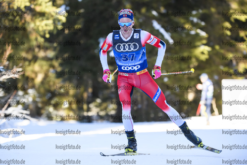 31.12.2019, xkvx, Langlauf Tour de Ski Toblach, Einzel Herren, v.l. Didrik Toenseth (Norway) in aktion / in action competes