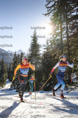 01.01.2020, xkvx, Langlauf Tour de Ski Toblach, Pursuit Damen, v.l. Antonia Fraebel (Germany) and Lydia Hiernickel (Switzerland) in aktion / in action competes