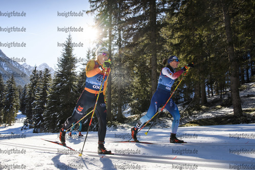 01.01.2020, xkvx, Langlauf Tour de Ski Toblach, Pursuit Damen, v.l. Antonia Fraebel (Germany) in aktion / in action competes