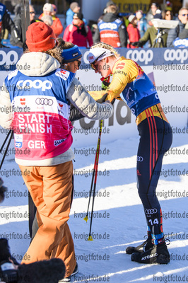 01.01.2020, xkvx, Langlauf Tour de Ski Toblach, Pursuit Damen, v.l. Victoria Carl (Germany) im Ziel / at the finish