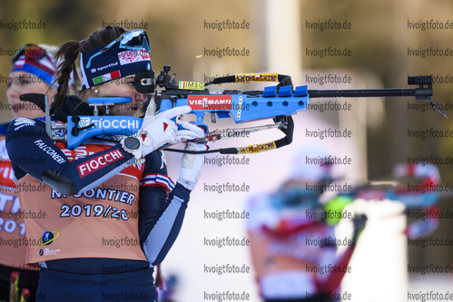 14.01.2020, xkvx, Biathlon IBU Weltcup Ruhpolding, Training Damen, v.l. Nicole Gontier (Italy) in aktion am Schiessstand / at the shooting range