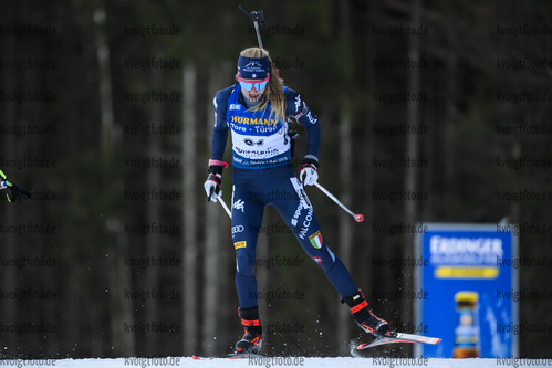 15.01.2019, xkvx, Biathlon IBU Weltcup Ruhpolding, Sprint Damen, v.l. Michela Carrara (Italy) in aktion / in action competes