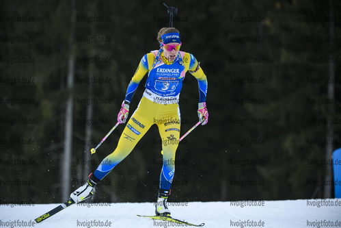 17.01.2019, xkvx, Biathlon IBU Weltcup Ruhpolding, Staffel Damen, v.l. Hanna Oeberg (Sweden) in aktion / in action competes