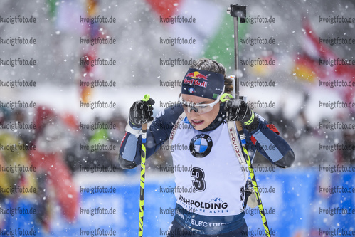 19.01.2019, xkvx, Biathlon IBU Weltcup Ruhpolding, Verfolgung Damen, v.l. Dorothea Wierer (Italy) in aktion / in action competes