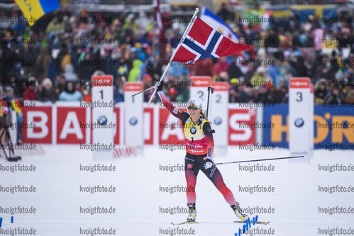 19.01.2019, xkvx, Biathlon IBU Weltcup Ruhpolding, Verfolgung Damen, v.l. Tiril Eckhoff (Norway) im Ziel / in the finish