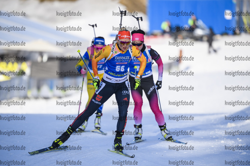 24.01.2019, xkvx, Biathlon IBU Weltcup Pokljuka, Einzel Damen, v.l. Karolin Horchler (Germany) in aktion / in action competes