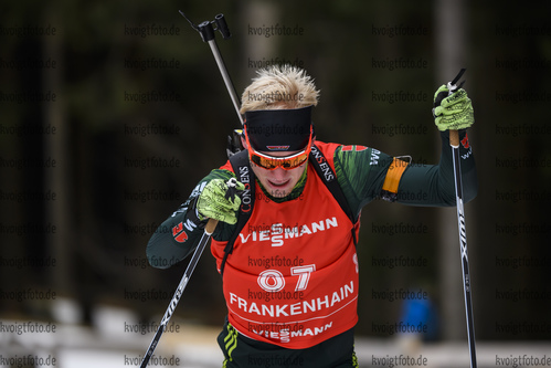 26.01.2020, xkvx, Biathlon DSV Deutschlandpokal Oberhof, Pursuit - maennlich, v.l. Erik Weick (Germany)  / 