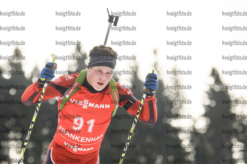 26.01.2020, xkvx, Biathlon DSV Deutschlandpokal Oberhof, Pursuit - maennlich, v.l. Jonas Richter (Germany)  / 