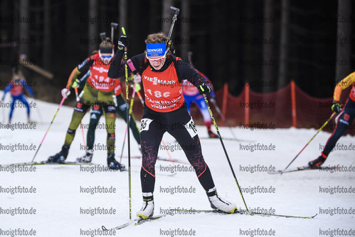26.01.2020, xkvx, Biathlon DSV Deutschlandpokal Oberhof, Pursuit - weiblich, v.l. Linda Artinger (Germany)  / 