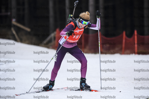26.01.2020, xkvx, Biathlon DSV Deutschlandpokal Oberhof, Pursuit - weiblich, v.l. Ylva Hertrich (Germany)  / 