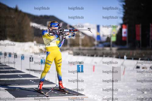 07.02.2020, xkvx, Biathlon IBU Cup Martell, Training Damen und Herren, v.l. Annie Lindh (Sweden)  / 