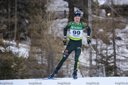 08.02.2020, xkvx, Biathlon IBU Cup Martell, Sprint Herren, v.l. Dominic Schmuck (Germany) in aktion / in action competes