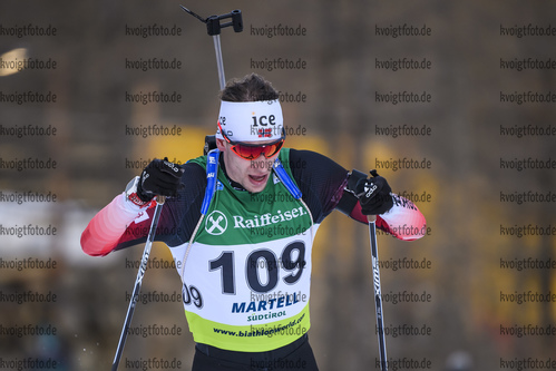 08.02.2020, xkvx, Biathlon IBU Cup Martell, Sprint Herren, v.l. Sturla Holm Laegreid (Norway) in aktion / in action competes