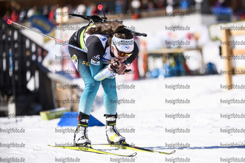 09.02.2020, xkvx, Biathlon IBU Cup Martell, Massenstart Damen, v.l. Lou Jeanmonnot (France) in aktion / in action competes