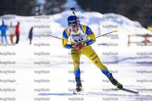 09.02.2020, xkvx, Biathlon IBU Cup Martell, Massenstart Herren, v.l. Malte Stefansson (Sweden) in aktion / in action competes