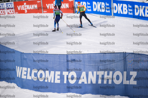 11.02.2020, xkvx, Biathlon IBU Weltmeisterschaft Antholz, Training Damen und Herren, v.l. Welcome Banner  / 