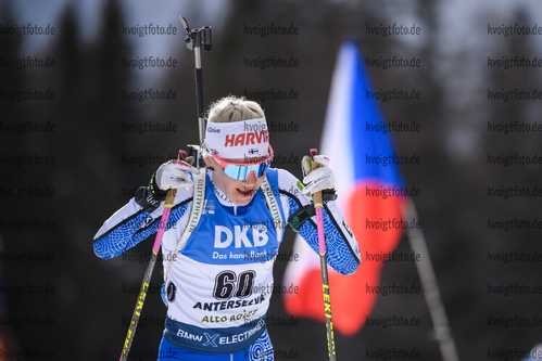 14.02.2020, xkvx, Biathlon IBU Weltmeisterschaft Antholz, Sprint Damen, v.l. Kaisa Makarainen (Finland) in aktion / in action competes