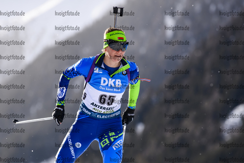 14.02.2020, xkvx, Biathlon IBU Weltmeisterschaft Antholz, Sprint Damen, v.l. Hanna Sola (Belarus) in aktion / in action competes