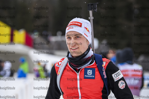19.02.2020, xkvx, Biathlon IBU Weltmeisterschaft Antholz, Einzel Herren, v.l. Felix Leitner (Austria) schaut / looks on