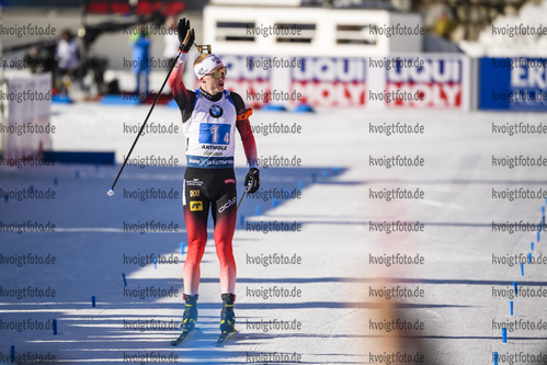 22.02.2020, xkvx, Biathlon IBU Weltmeisterschaft Antholz, Staffel Herren, v.l. Johannes Thingnes Boe (Norway) im Ziel / in the finish