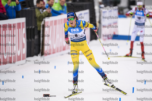 23.02.2020, xkvx, Biathlon IBU Weltmeisterschaft Antholz, Massenstart Damen, v.l. Hanna Oeberg (Sweden) in aktion / in action competes