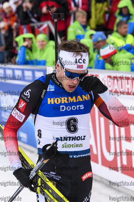 23.02.2020, xkvx, Biathlon IBU Weltmeisterschaft Antholz, Massenstart Herren, v.l. Tarjei Boe (Norway) im Ziel / in the finish