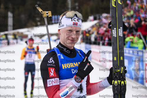 23.02.2020, xkvx, Biathlon IBU Weltmeisterschaft Antholz, Massenstart Herren, v.l. Johannes Thingnes Boe (Norway) im Ziel / in the finish