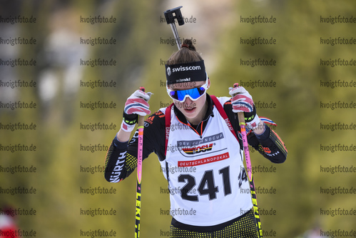 29.01.2020, xkvx, Biathlon DSV Deutschlandpokal Ruhpolding, Massenstart - weiblich, v.l. Anna-Maria Richter (Germany)  / 