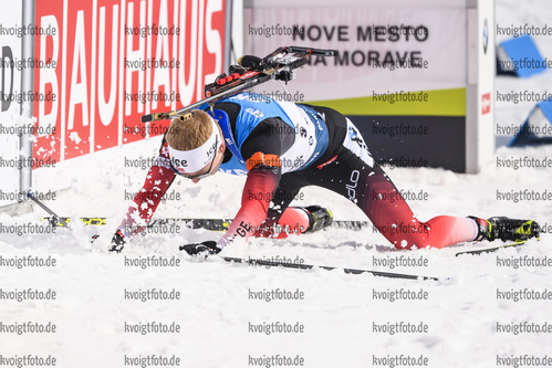 08.03.2020, xkvx, Biathlon IBU Weltcup Nove Mesto na Morave, Massenstart Herren, v.l. Johannes Thingnes Boe (Norway) gewinnt die Goldmedaille / wins the gold medal