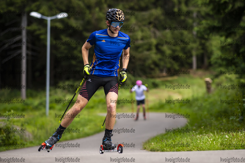 03.07.2020, xkvx, Biathlon Training Oberhof, v.l. Janik Loew  / 