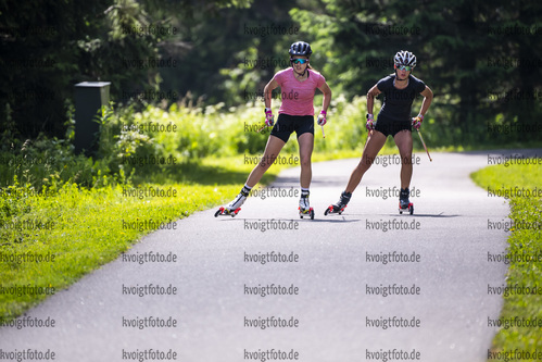 03.07.2020, xkvx, Biathlon Training Oberhof, v.l. Iva Moric, Julia Kink  / 