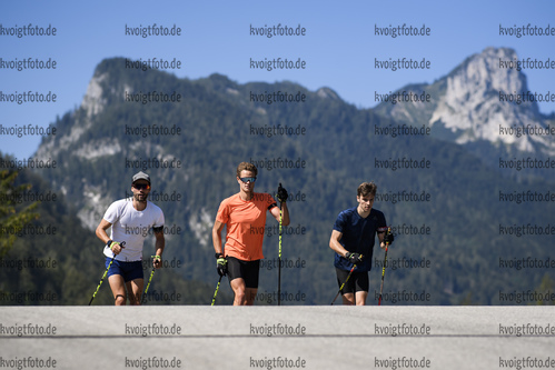 10.08.2020, xkvx, Biathlon Training Ruhpolding, v.l. Matthias Dorfer, Dominic Schmuck, Simon Gross  