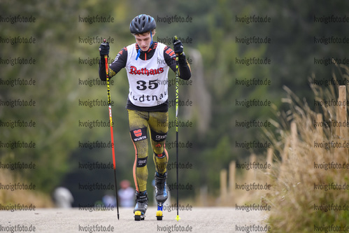 09.10.2020, xkvx, Biathlon, Deutschlandpokal Notschrei, Berglauf - maennlich, v.l. Marcel Preis