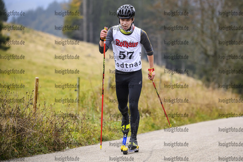 09.10.2020, xkvx, Biathlon, Deutschlandpokal Notschrei, Berglauf - maennlich, v.l. David Bauer