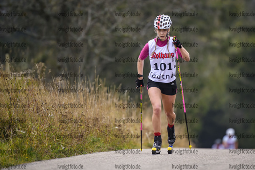 09.10.2020, xkvx, Biathlon, Deutschlandpokal Notschrei, Berglauf - weiblich, v.l. Nathalie Horstmann